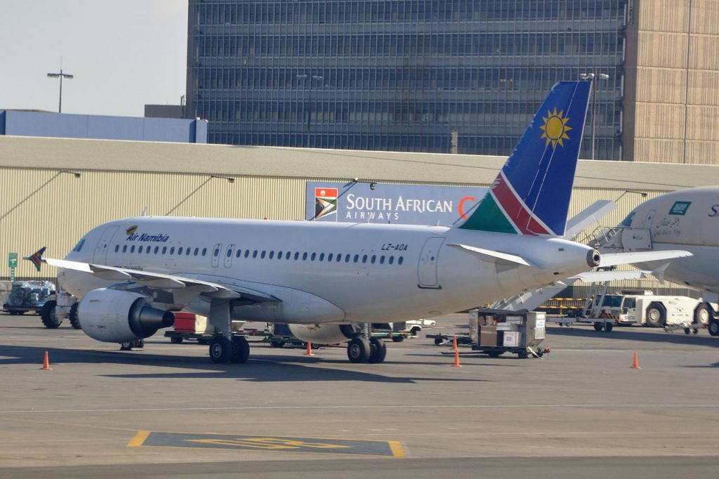 LZ-AOA с първия си мокър лизинг за Air Namibia