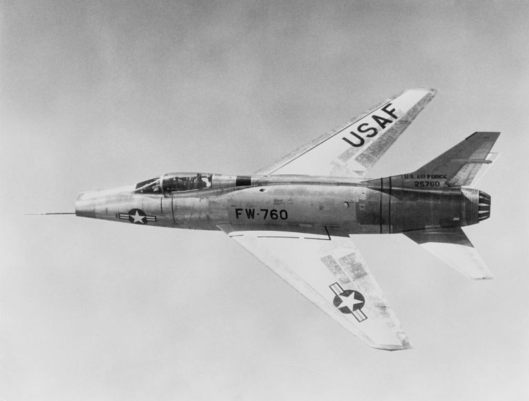 F-100 Super Sabre на американските ВВС има завидно лоша история за безопасност
