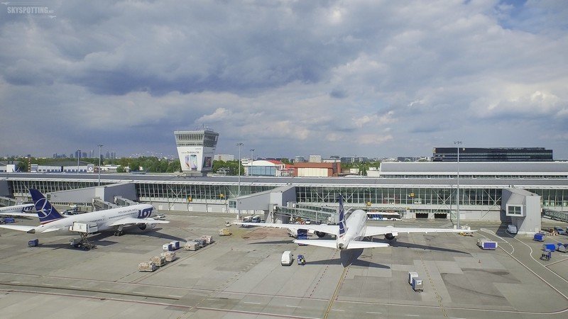 Летище Шопен във Варшава е най-голямото в Източна Европа.