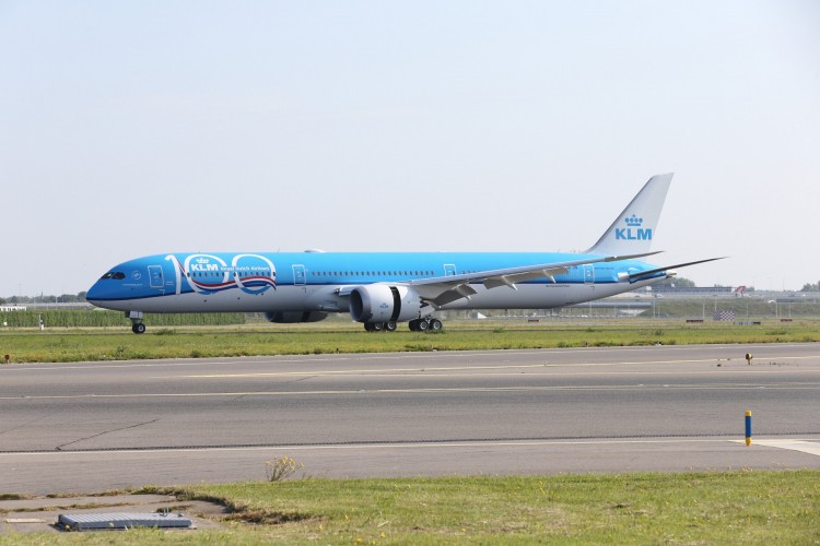 KLM прие първия си Boeing 787-10 | Авио Форум