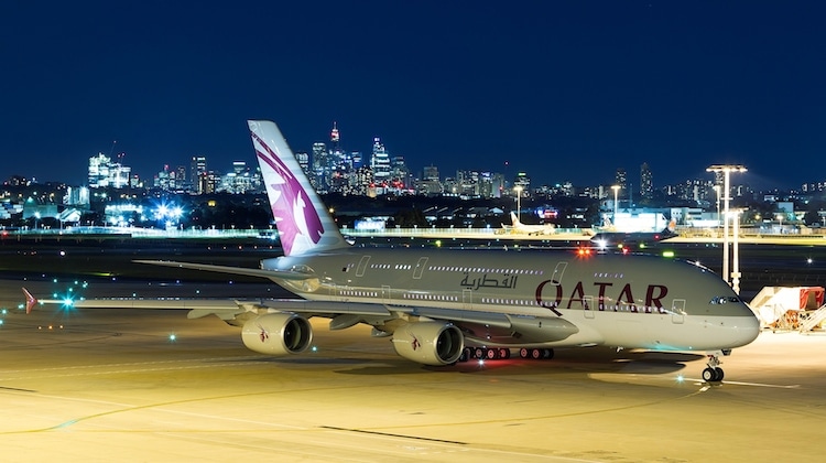 Qatar Airways вече обяви, че ще прекрати полетите със суперджъмбото А380-800 и ще извади всичките си самолети от този тип от флота по-рано от предвиденото, заради корона-кризата