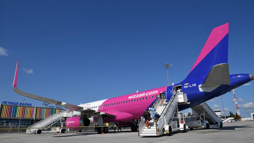 Wizzair A320 на летище Варна. Снимка: Летище Варна